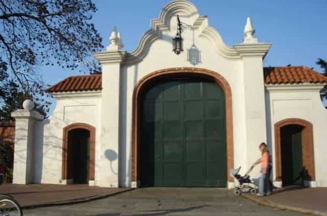 Olivos, Zona Norte